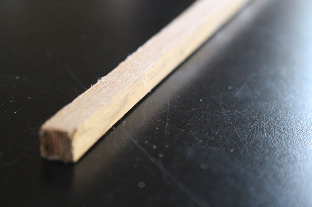 Tasseau Massif Red Cedar – 8 x 10 mm